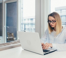 Síndrome Visual informático: cómo las pantallas afectan tu comodidad visual